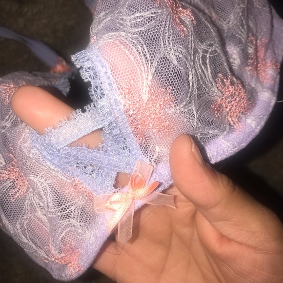 Bra - Picture 2 of 3